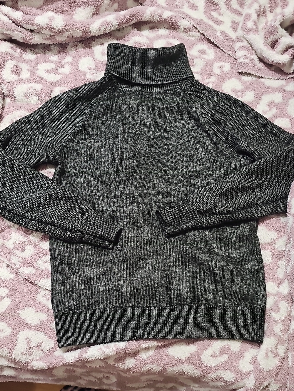 LOFT Charcoal Gray Marled Turtleneck Sweater